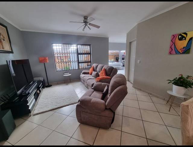 3 BEDROOM CLUSTER FOR SALE IN NEW REDRUTH